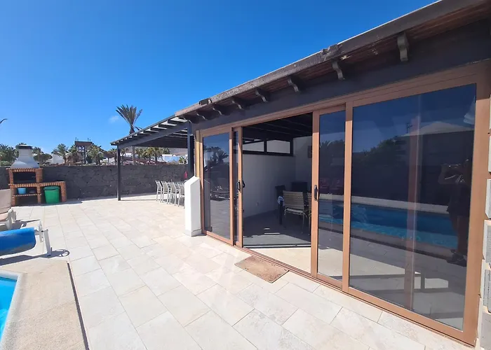 Carla Villa Playa Blanca (Lanzarote)