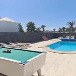 فيلة Carla *