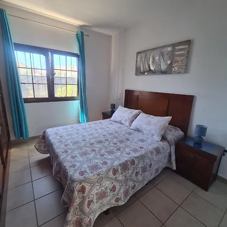 Carla Villa Playa Blanca