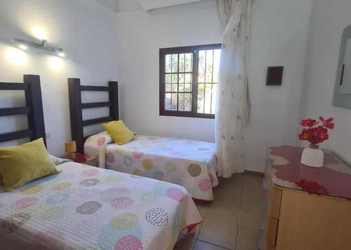 Carla Вилла Коста Бланка